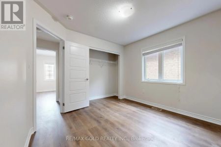 174 LEMIEUX COURT - Photo 5