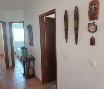 Andar de Moradia T2 , totalmente mobilado , com terraço amplo, Vist... - Photo 5