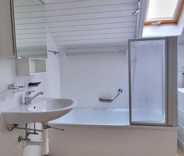 Nicht 08/15 – 3.5 Zimmer mit Balkon, Garten und Weitsicht - Photo 5