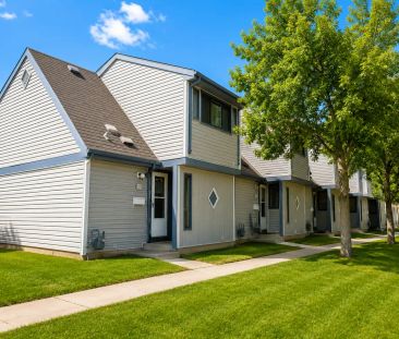 Shannon Green — 3 Bedrooms - Photo 1
