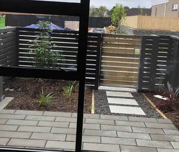 3 Bedroom 2 Bathroom Townhouse - Photo 1