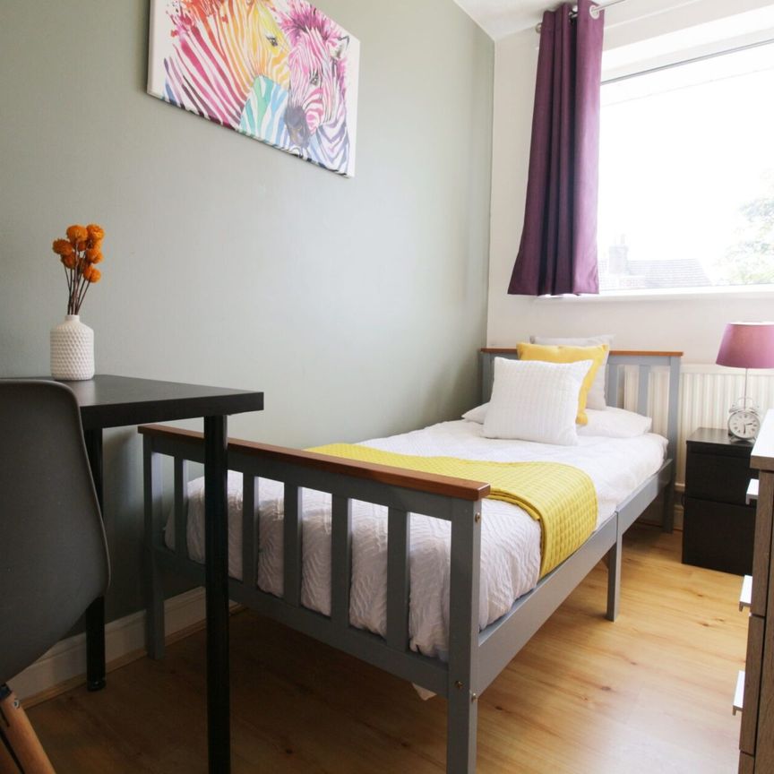 Student Accommodation, 10 Staunton Court, Lincoln, Lincolnshire, LN1 1TN, United Kingdom - Photo 1