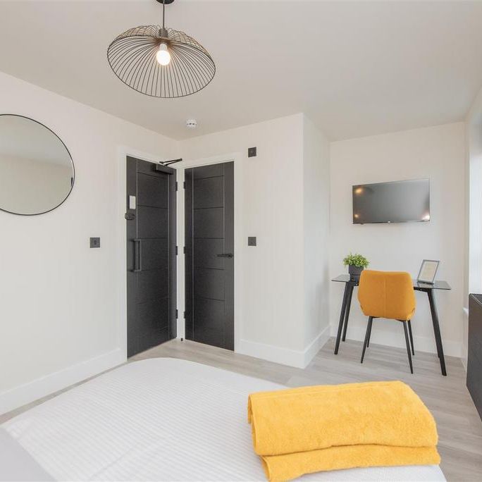 1 bedroom in a house share to rent - Photo 1