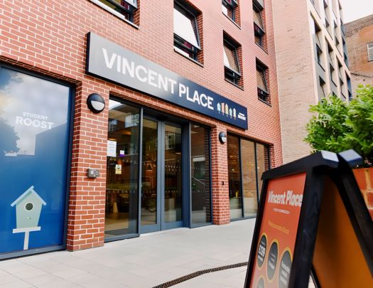 Two Bedroom Apartment - Bronze - Photo 1