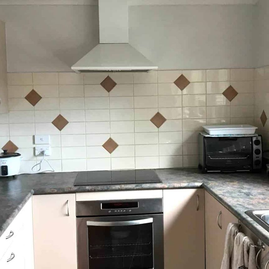 Your next family home! - Photo 1