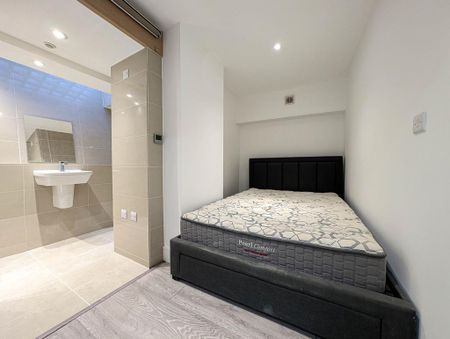 3 bedroom maisonette to rent - Photo 4