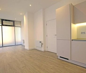 Silbury Boulevard, Milton Keynes, Buckinghamshire, MK9 - Photo 3