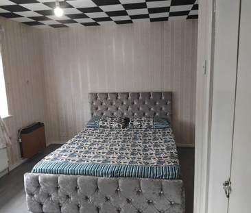 1 bedroom in a house share to rent - Photo 6