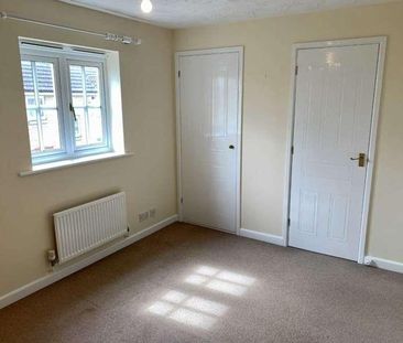 Newington Close, Frome, BA11 - Photo 2