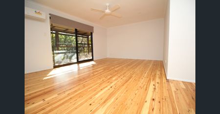 FULLY REFURBISHED, FAMILY HOME - Photo 5