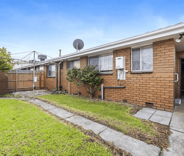 Moments from Main Street - Photo 6