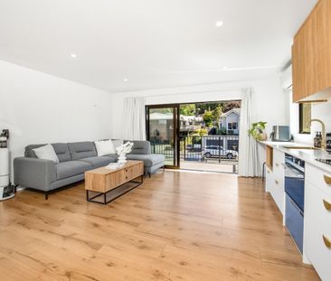 Make it your own Mini-Manor - Photo 1