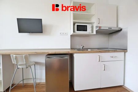 Pronájem bytu 1+kk, Popůvky u Brna, zařízený, sdílená WIFI v ceně - Photo 2