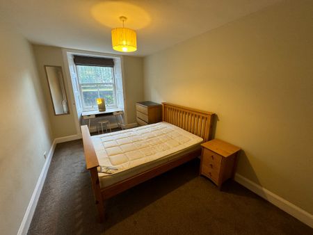 Merchiston Avenue, Merchiston, Edinburgh, EH10 4NU - - Photo 2