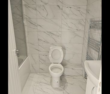 1 Bed Flat, East India Dock Road, E14 - Photo 5