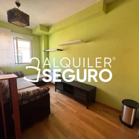 Piso en alquiler en Carabanchel - Photo 1