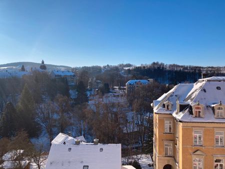 2 1/2 Zimmer Wohnung mit schöner Aussicht + niedrigen Heizkosten - Foto 3