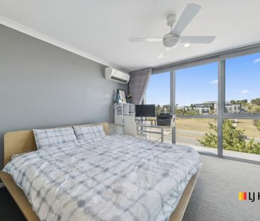 Great Townhouse With Flexible Floorplan - Photo 5