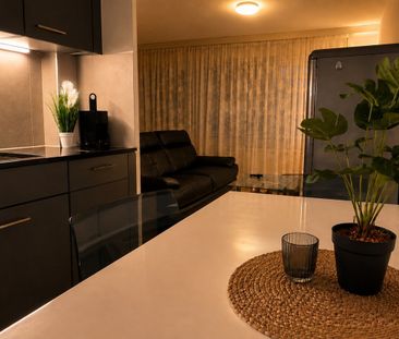 Möbliert wohnen im Herzen von Biel – 40 m², Balkon, Klima & Sauna - Foto 2