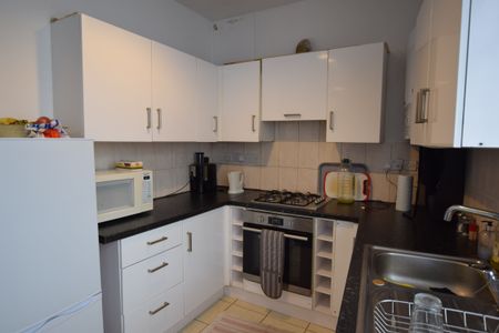 St Albans Road, Watford - Photo 4