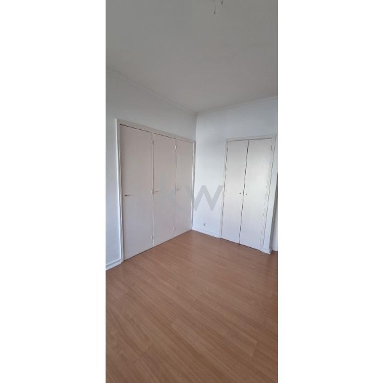 4 room luxury Apartment for rent in Lisbon - Photo 1