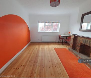 2 bedroom maisonette to rent - Photo 1