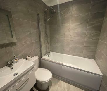 Clarence Street, Swindon - Photo 5