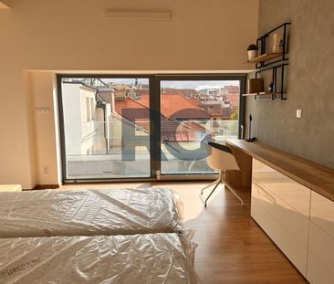 Pronájem bytu 2+kk 101 m² - Fotografie 6