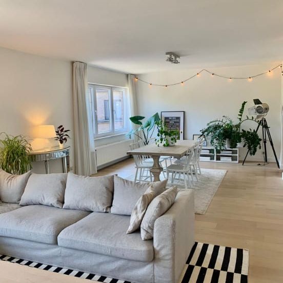 Appartement te huur - Photo 1