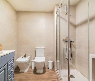 Paseo de la Reina Cristina, Madrid, Community of Madrid 28014 - Photo 2