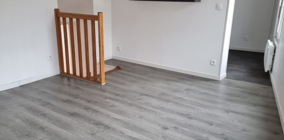 Location Appartement 2 pièces 45m² - Photo 2
