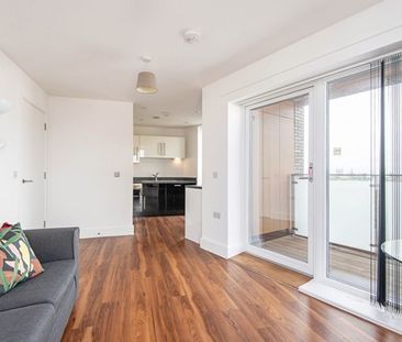 1 Bedroom Apartment - Photo 2