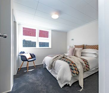 Make this home your castle! - Photo 3