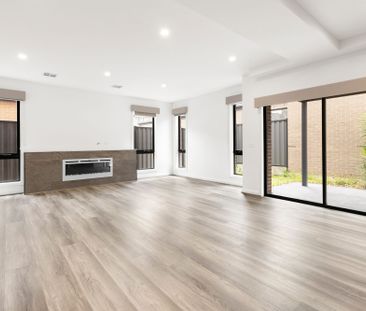 Spacious & Modern - Photo 1