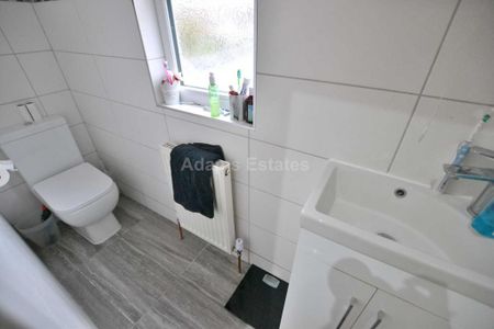 6 bedroom terraced house to rent - Photo 3