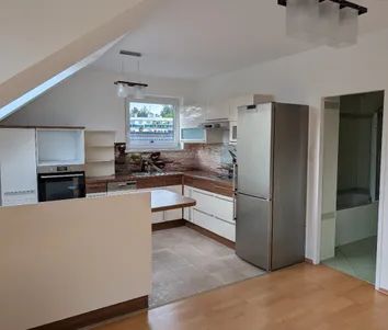 Sonnige 69 m2-Terrassenwohnung in grüner Wohngegend (Grenze 13./23.... - Foto 2