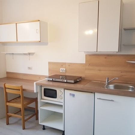 Location Appartement 1 pièce 14m² LILLE 59800 - Photo 4