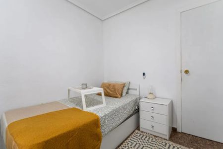 Carrer del Beat Joan Grande, Valencia, Valencian Community 46011 - Photo 3