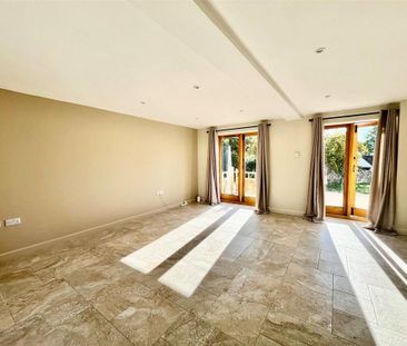 2 bedroom semi-detached house to rent - Photo 4