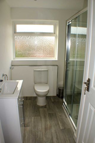 St Anne's Close, Bicester - Photo 3