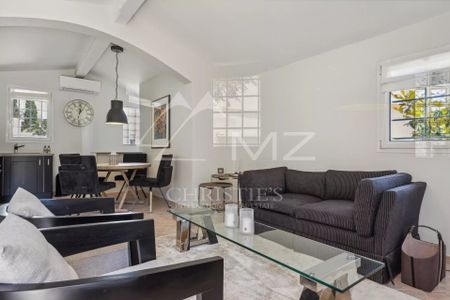 Mougins - Villa rénovée dans domaine privé - Photo 4