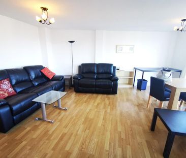 2 bedroom apartment to rent - Photo 3