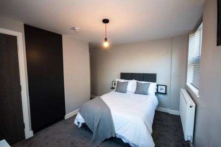 3 bedroom apartment to rent - Photo 5