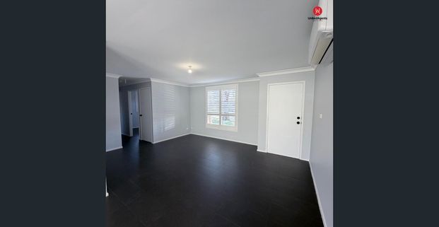 Charming 2-Bedroom Home in a Convenient Prestons Location! - Photo 1