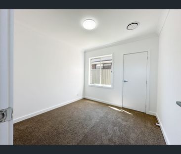 82 Savoy Street, Austral, NSW 2179 - Photo 3