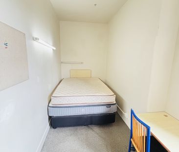 CITY CENTRE 3 BEDROOMS - Photo 6