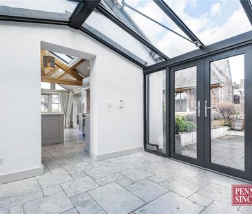 4 bedroom detached house to rent - Photo 5