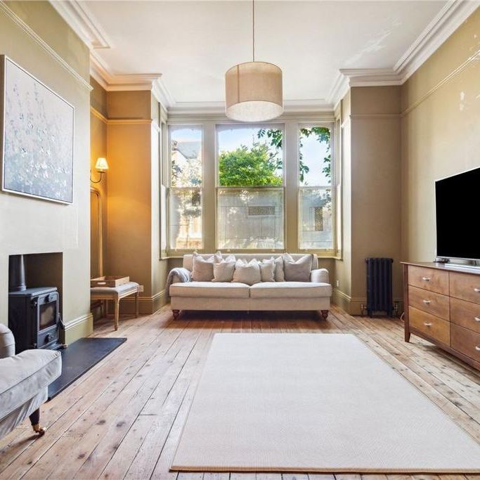 4 bedroom house to rent - Photo 1