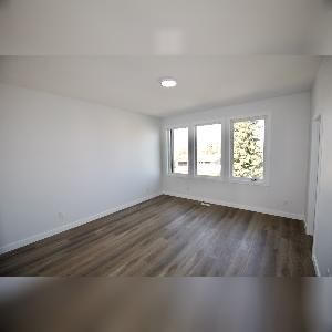3 Bed 2.5 Bath Ottewell Home For Rent Edmonton - Photo 2