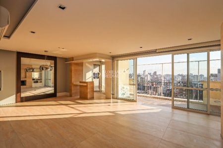 Apartamento com 3 quartos e 148m² para alugar em Auxiliadora, Porto Alegre. - Foto 3